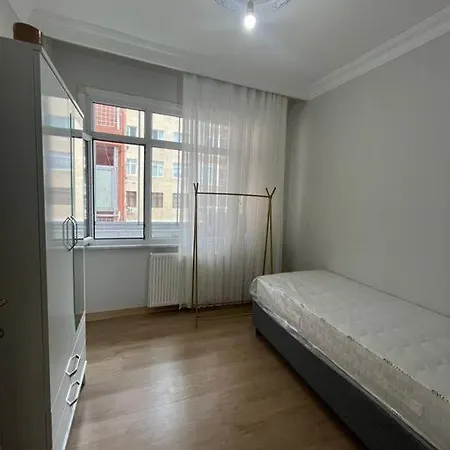 Fatihin Merkezinde 2+1 Luex Apartment